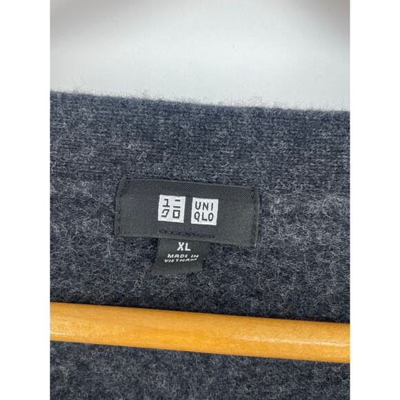 Uniqlo 100% Wool Charcoal‎ Gray Wool Cardigan Pockets Size XL Capsule Classic - Picture 3 of 5